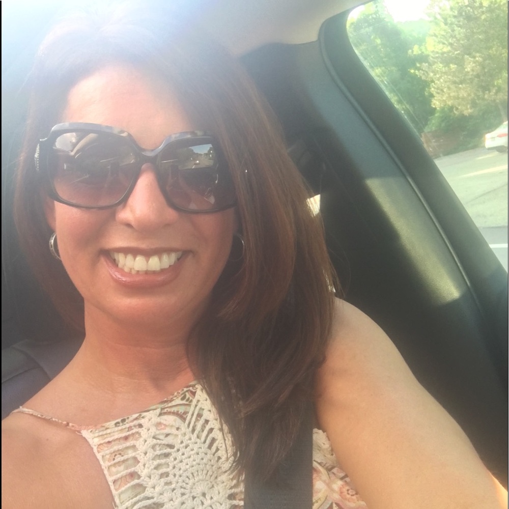 Meet your Posher, Cindy